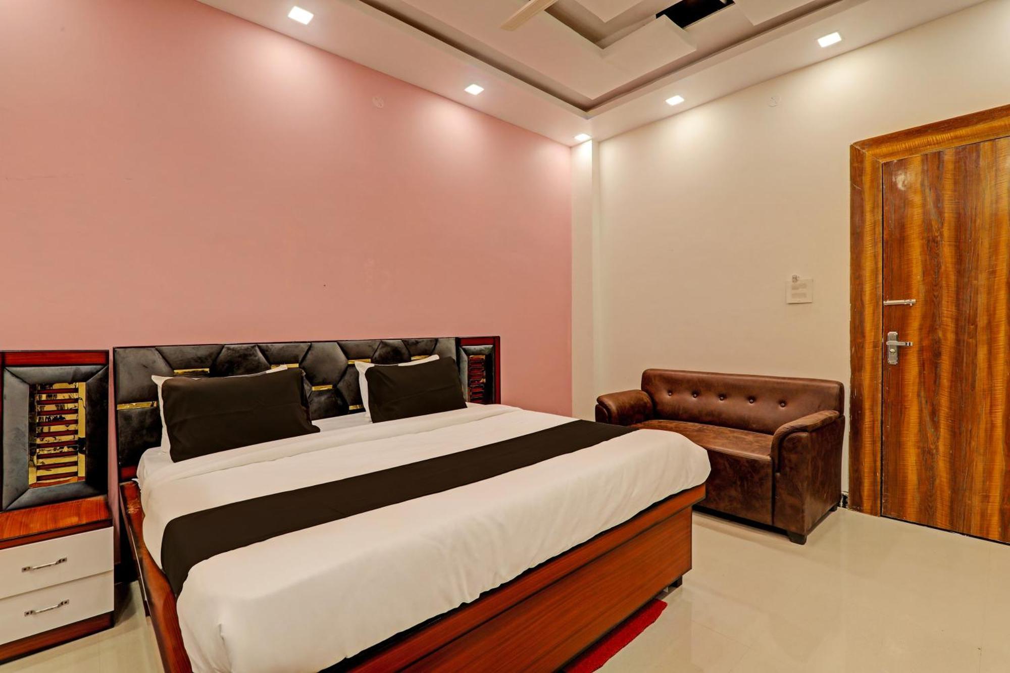 Hotel O Awadh International Bela Pratapgarh Buitenkant foto