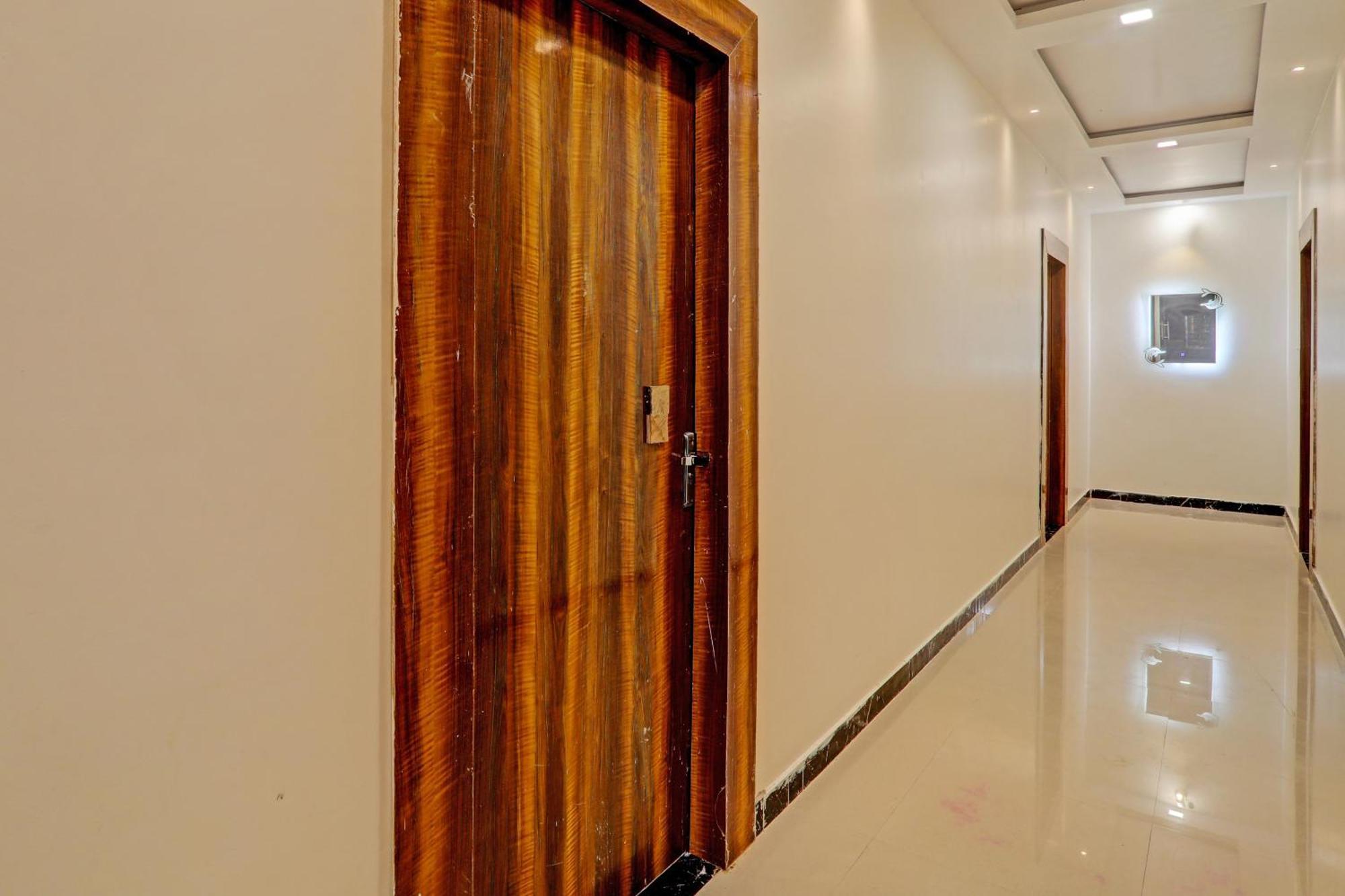 Hotel O Awadh International Bela Pratapgarh Buitenkant foto