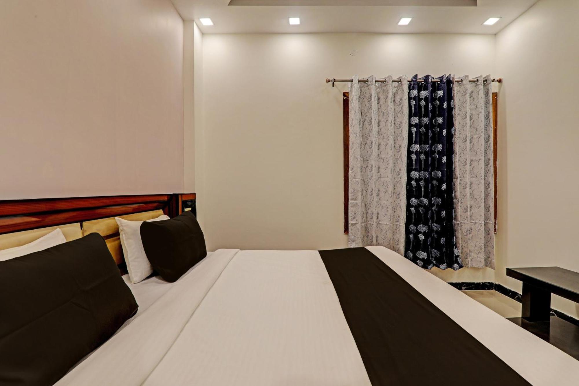 Hotel O Awadh International Bela Pratapgarh Buitenkant foto